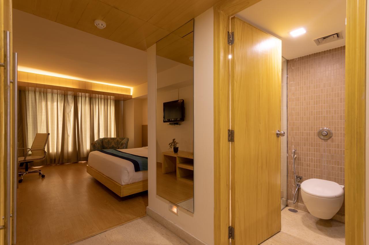 Hotel Mint Park Maple Amritsar Esterno foto
